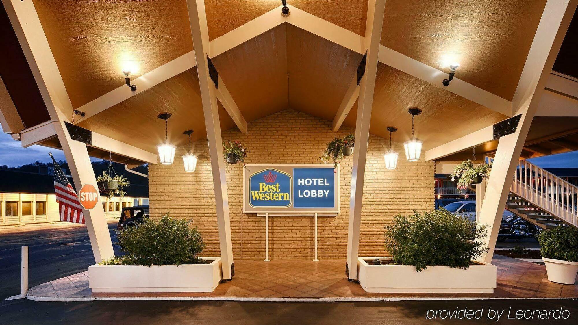 Best Western Garden Villa Inn Roseburg Zewnętrze zdjęcie